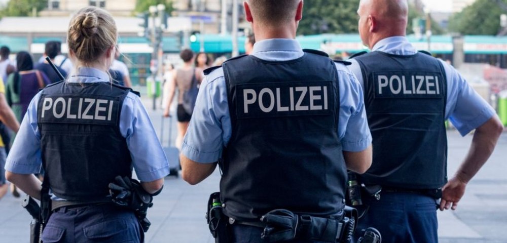 Vizual pentru două găleți dintr pe secureitsolutions.ro