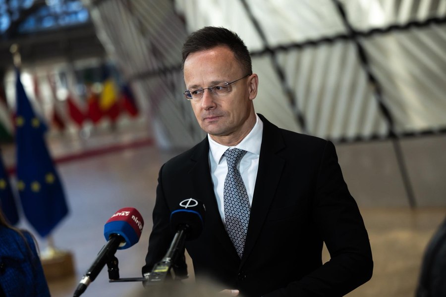 Foto reprezentând ungaria spune viitorul - Outsourcing IT Romania