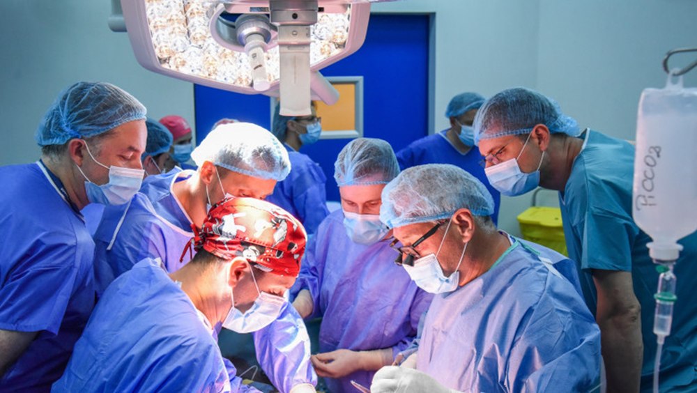 Vizual pentru primul transplant inimă pe secureitsolutions.ro