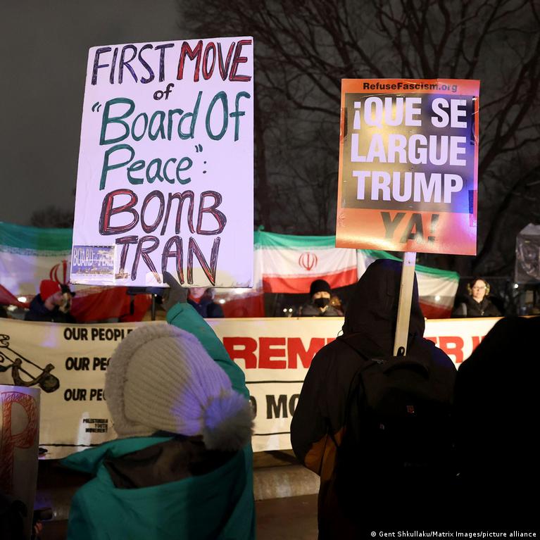 Vizual pentru război Trump Iran pe secureitsolutions.ro