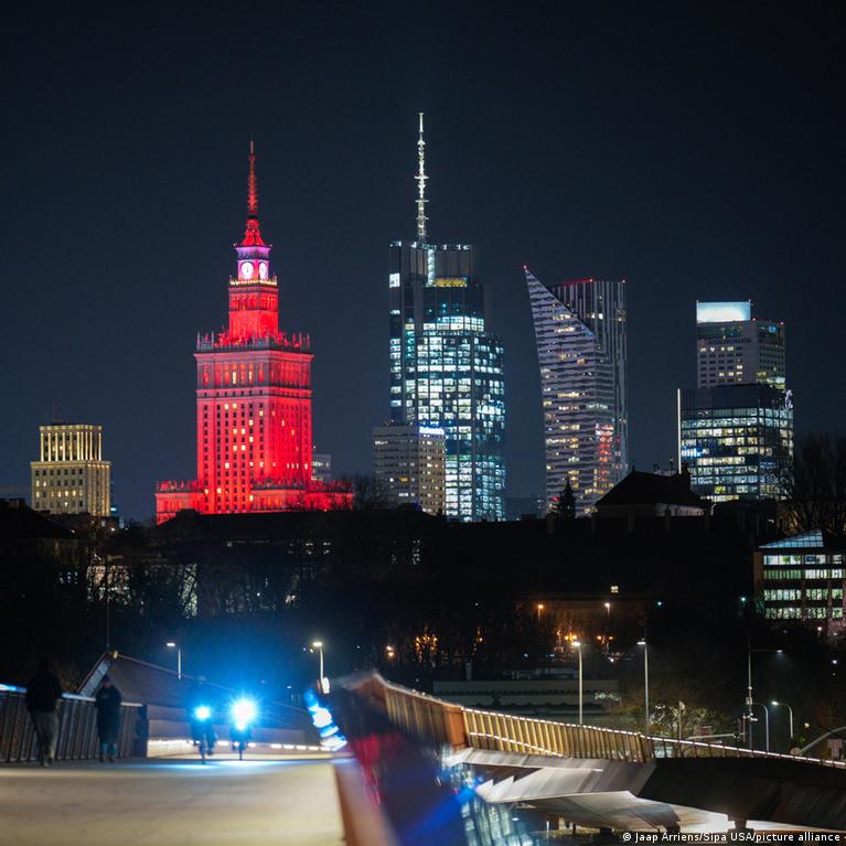 Foto reprezentând economia Poloniei - Outsourcing IT Romania