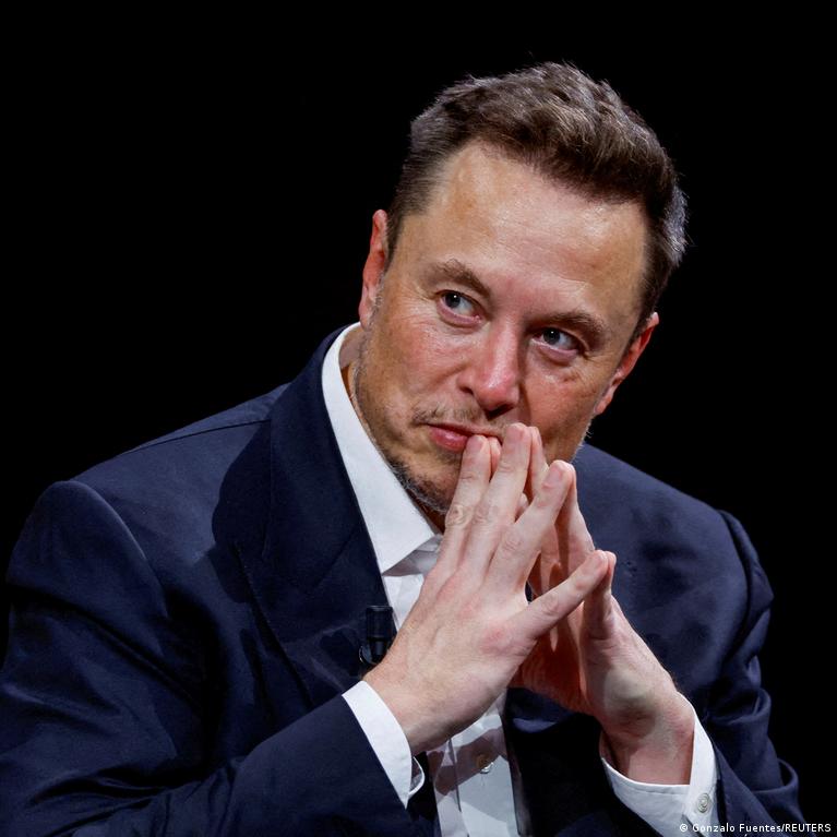 Vizual pentru Elon Musk acționari Twitter pe secureitsolutions.ro