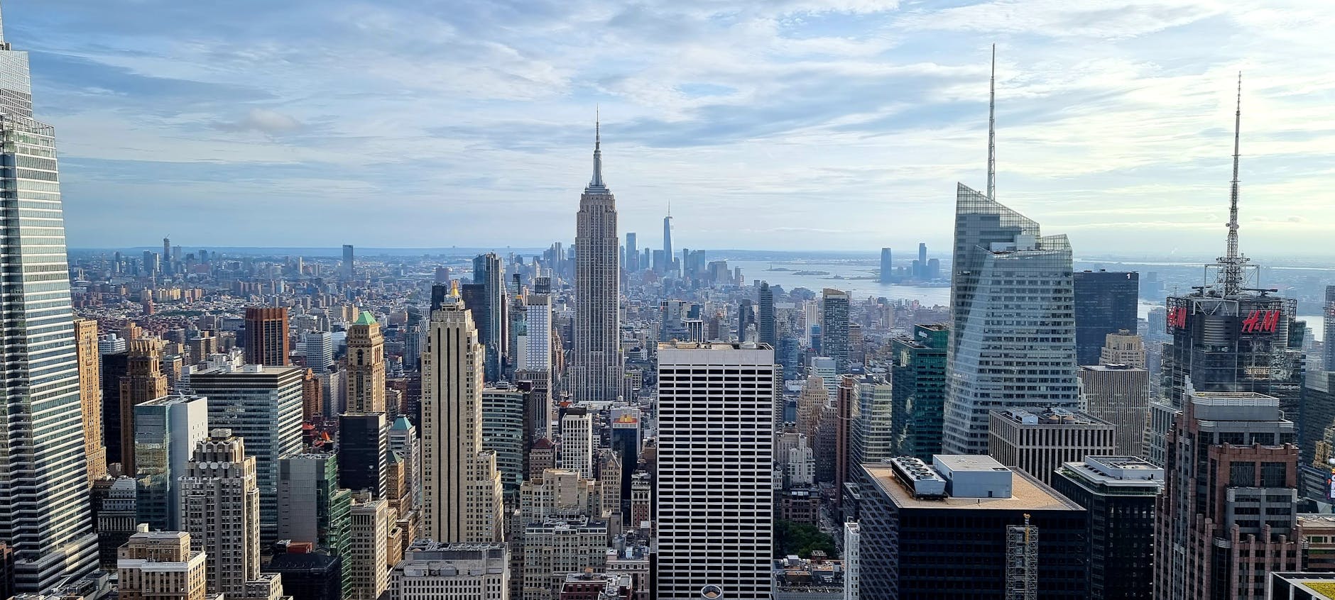 Știri despre atac macetă New York - Bursa24 Romania